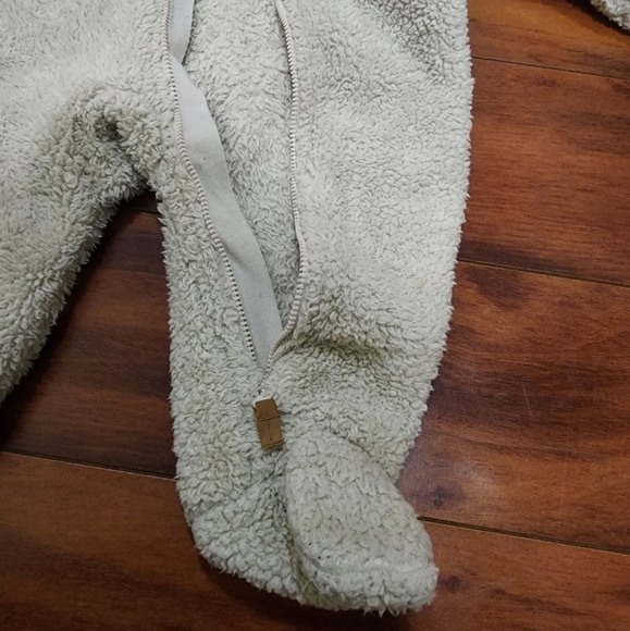 carter's Sherpa Hooded Pram in Beige - Picture 4 of 7